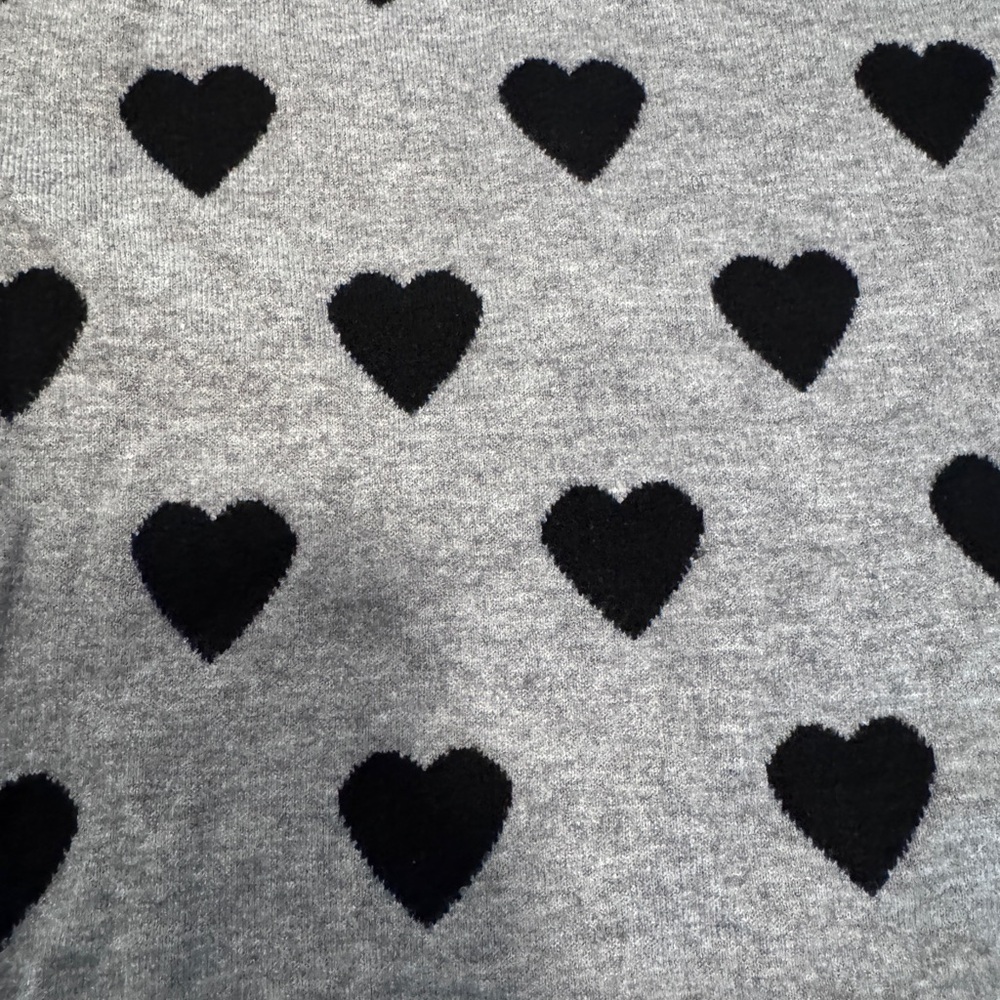 Gray Heart Pattern Sweater - Picture 4 of 7